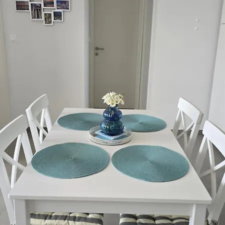 アパート Blue One *